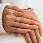 Daisy Solitaire Pave Emerald Ring-Dileti