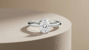 Oval vs Round Diamond Engagement Rings: Which Shape Should You Choose? - Dileti