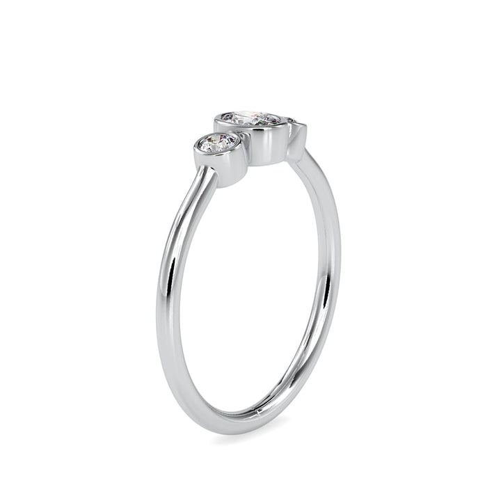 Orla Cirque-Oval Elegance Ring