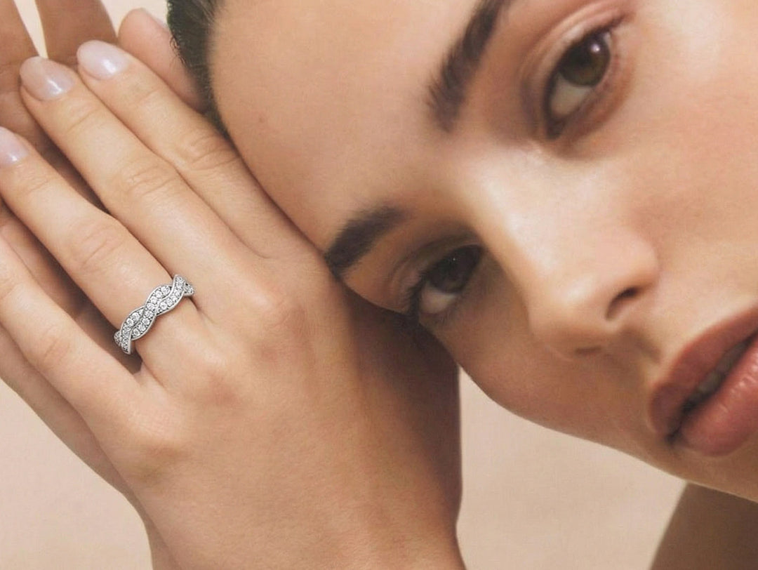 1 ctw Twisted Eternity Band