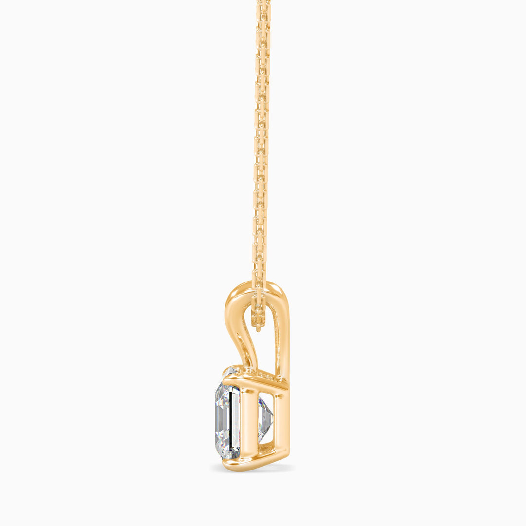 Mia Solitaire Assher Pendant