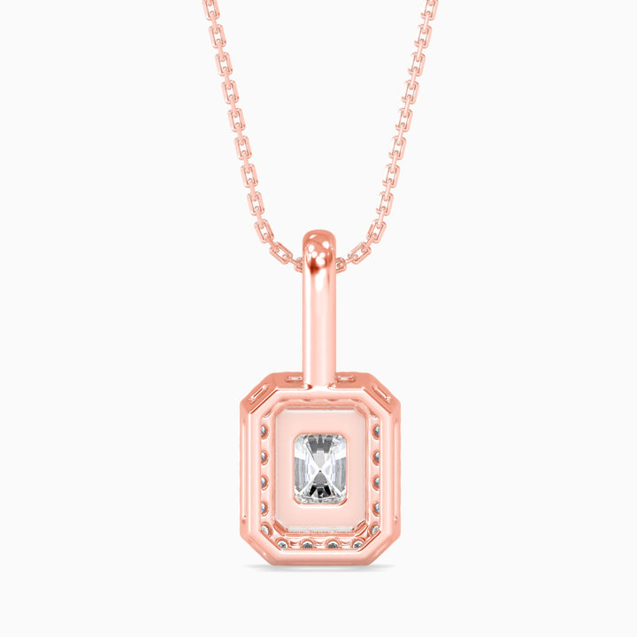 Megève Solitaire Halo Radiant Pendant