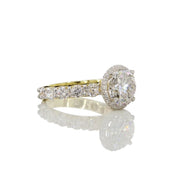 Halo Side Stone Ring-Dileti