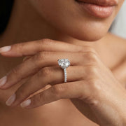 Pia Solitaire Pave Round Ring