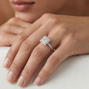 Playa Solitaire Halo Princess Ring