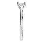 Solitaire Ring - Round 5.7mm