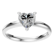 Solitaire Ring - Heart 6x6mm