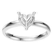 Solitaire Ring - Heart 6x6mm