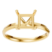 Solitaire Ring - Princess 5.5x5.5mm